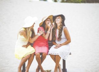 Vriendschappen op het werk; doen of niet? vriendschappen