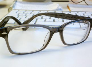 Zo weet je of je een bril nodig hebt bril