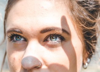 Eenvoudig je wenkbrauwen epileren wenkbrauwen